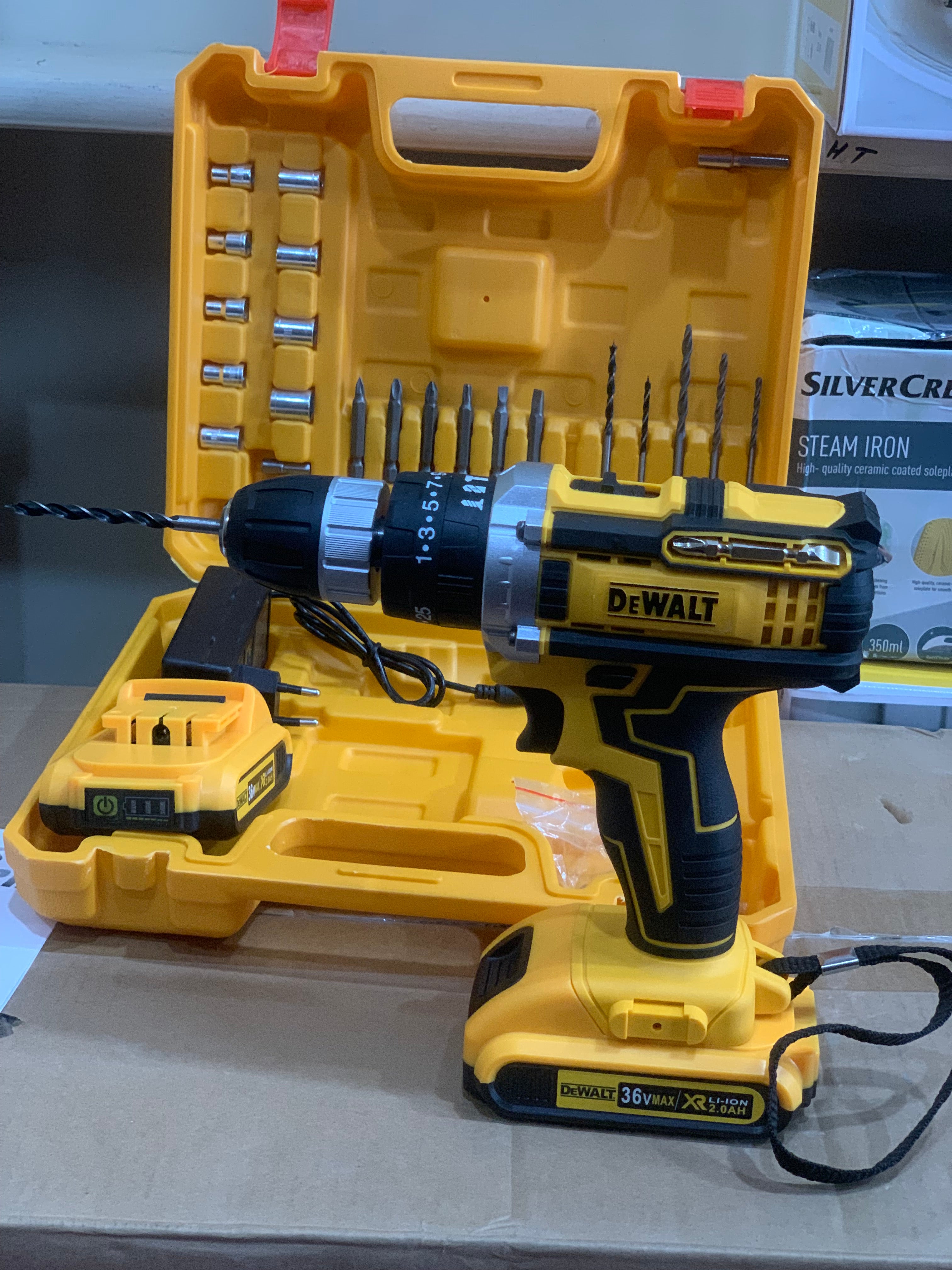 DEWALT 36V DRILL MACHINE WITH TOOLKIT SET