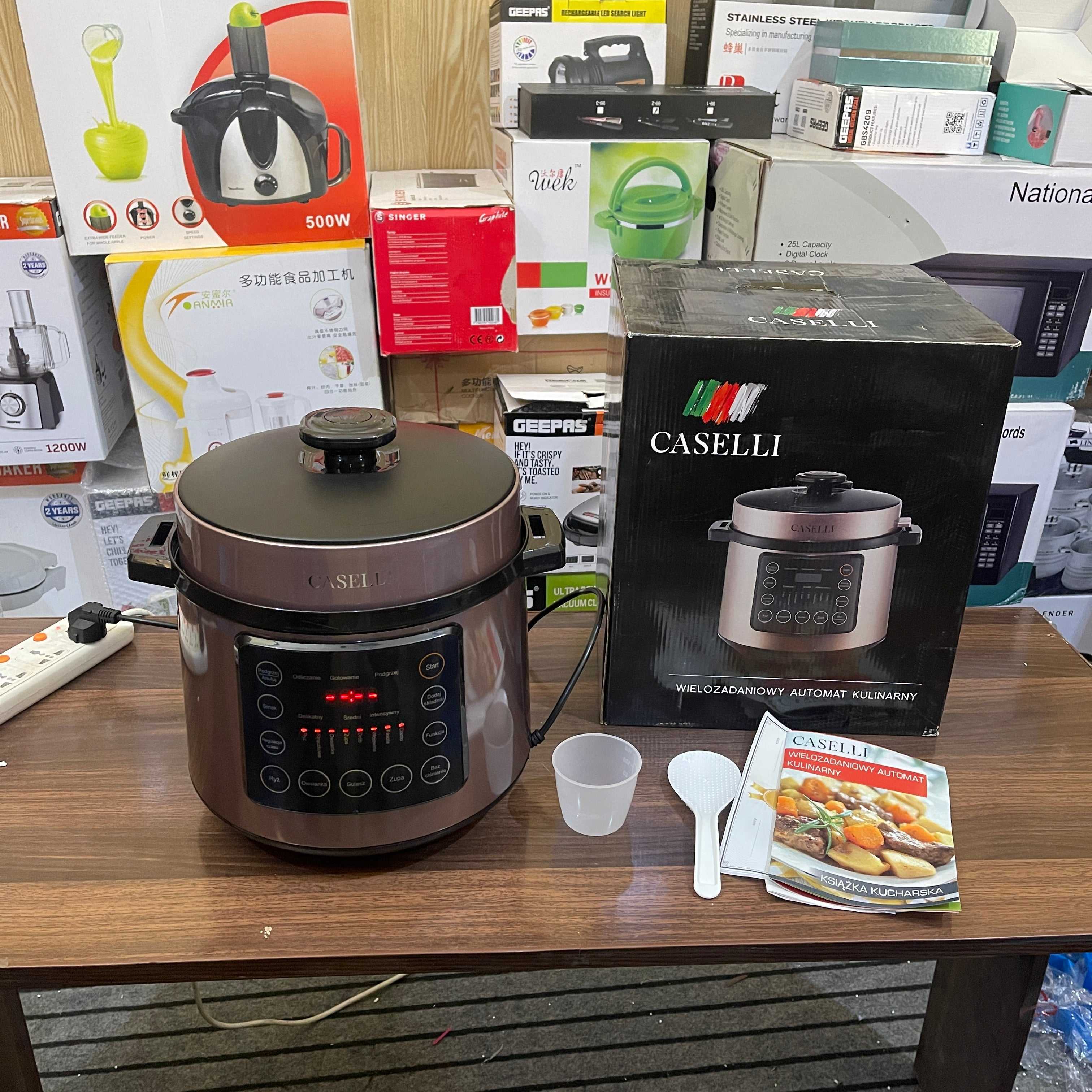 ITALIAN AUTOMATIC ELECTRIC PRESSURE COOKER 5L