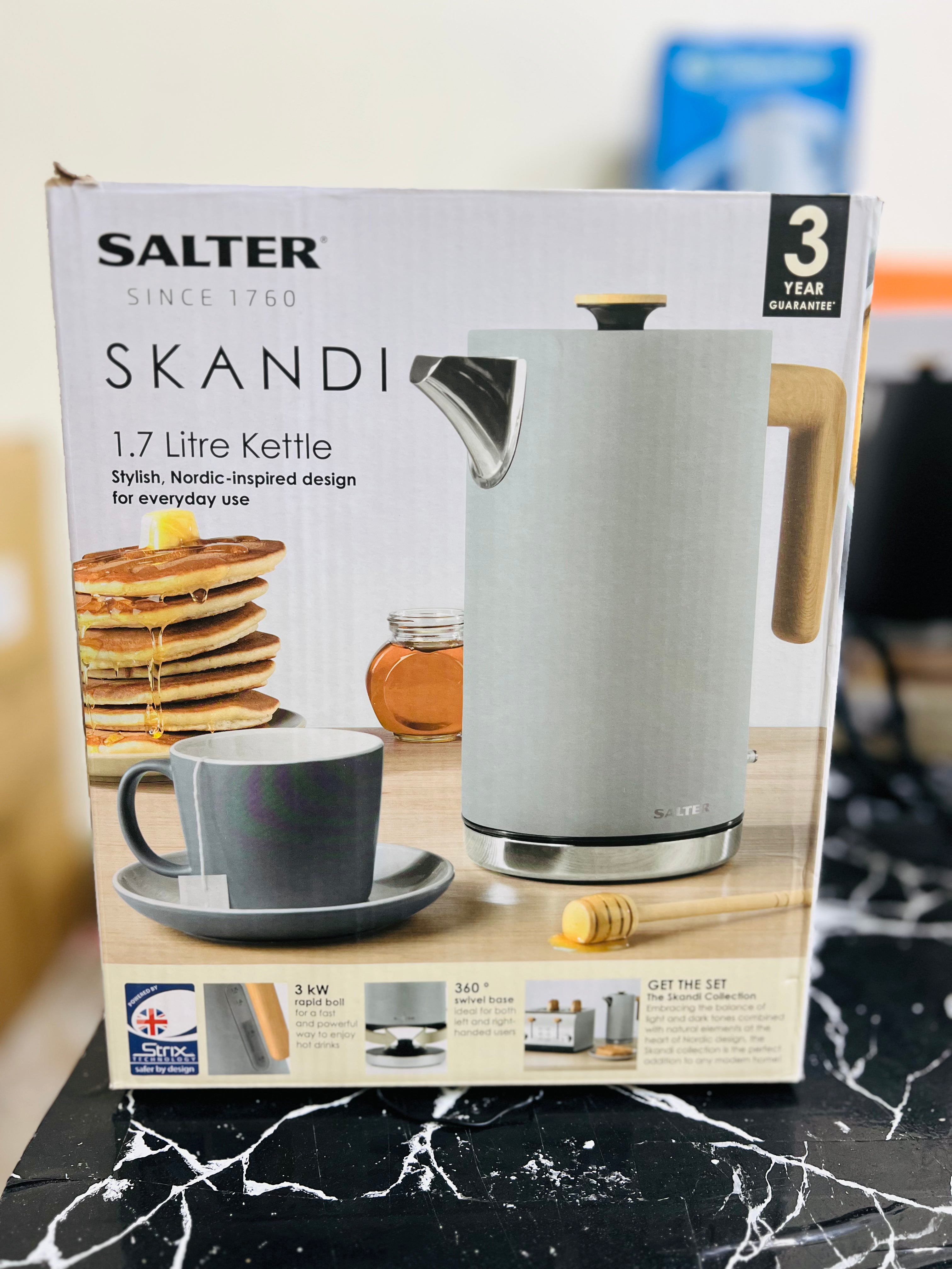 SALTER Uk electric kettle 1.7 litter