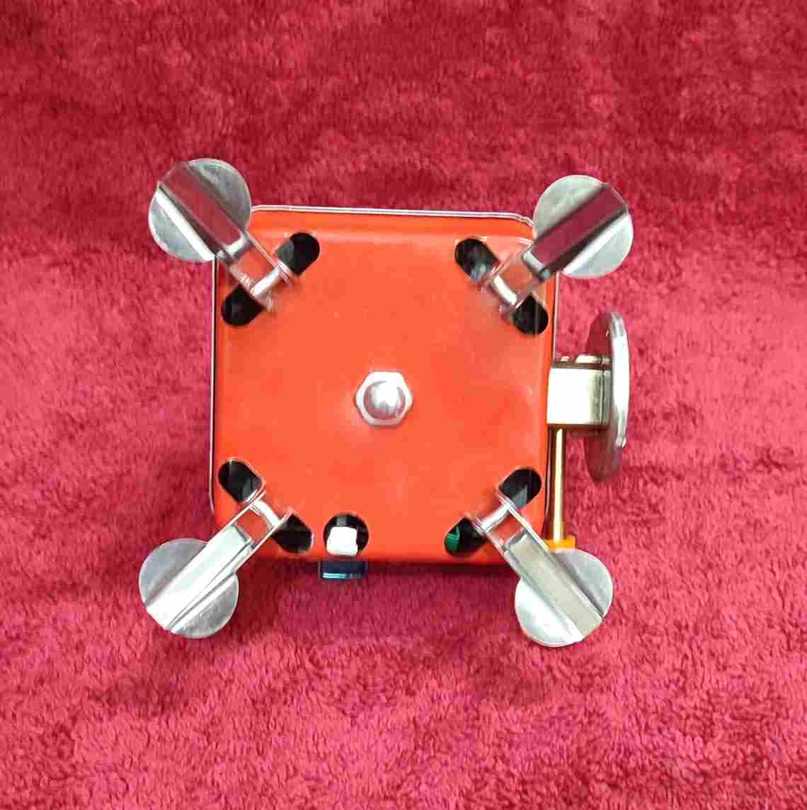 PORTABLE RETRACTABLE MINI PICNIC/CAMPING STOVE WITH A BUTANE BOTTLE