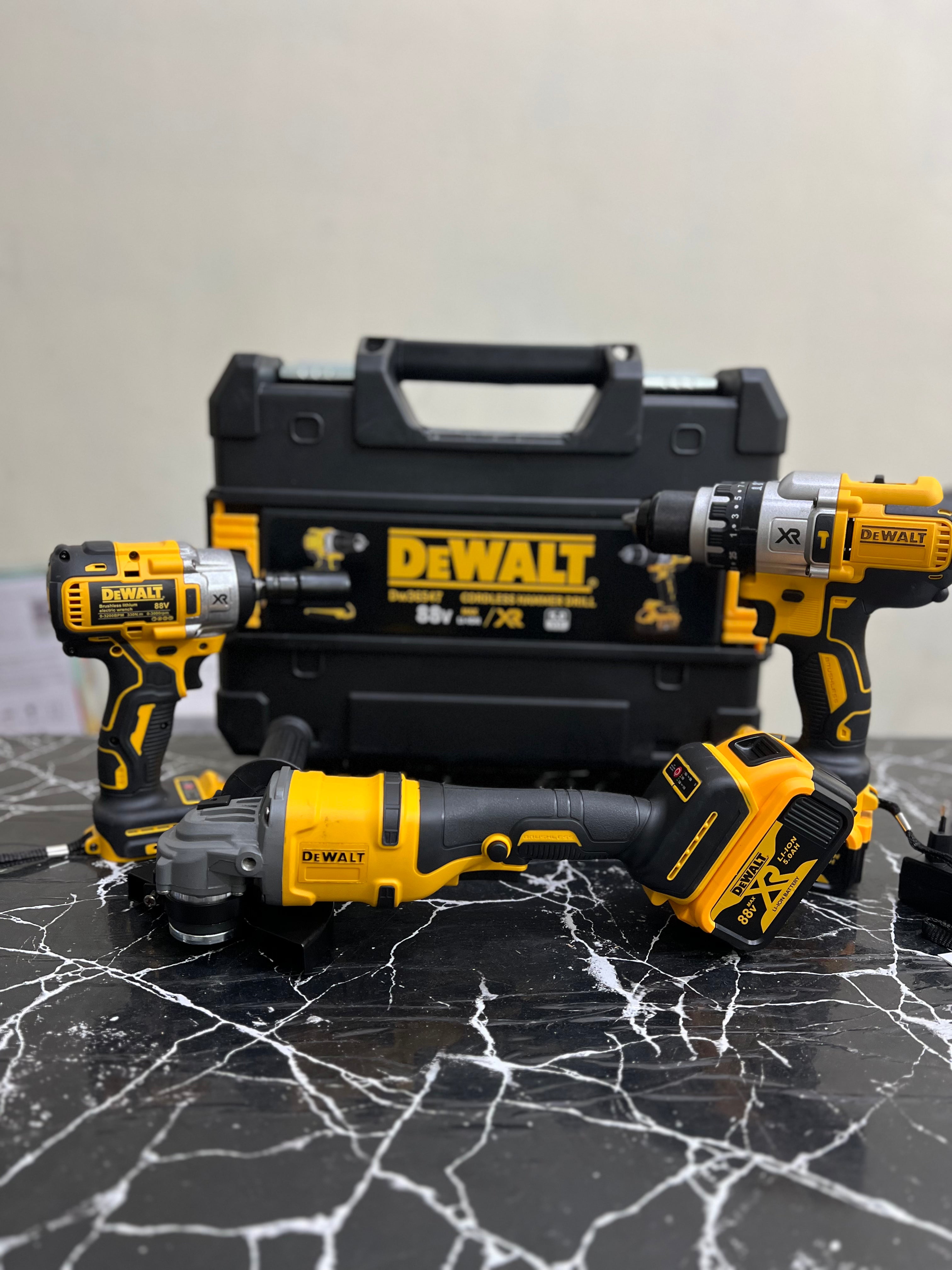 Dewalt 3 in 1 drill machine set