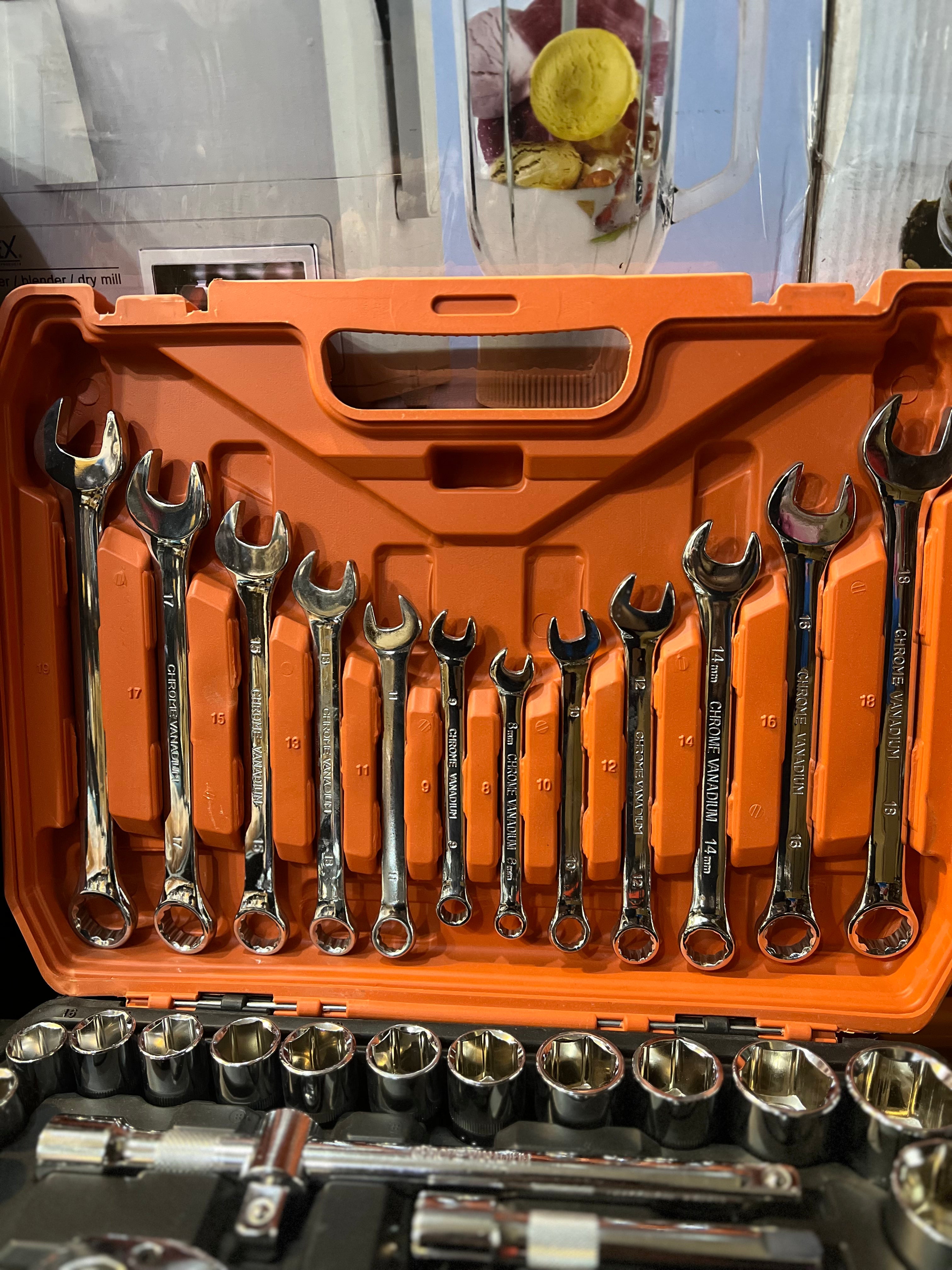 Taiwan Lot Imported 61 Piece Tool Kit