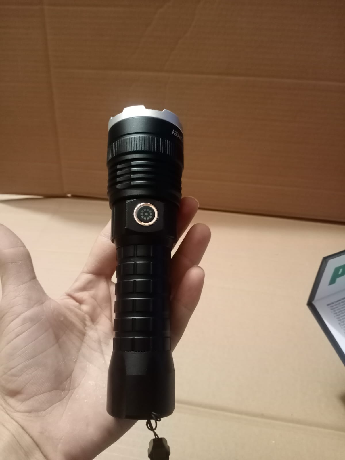 SUPER RECHARGEABLE FLASHLIGHT P50