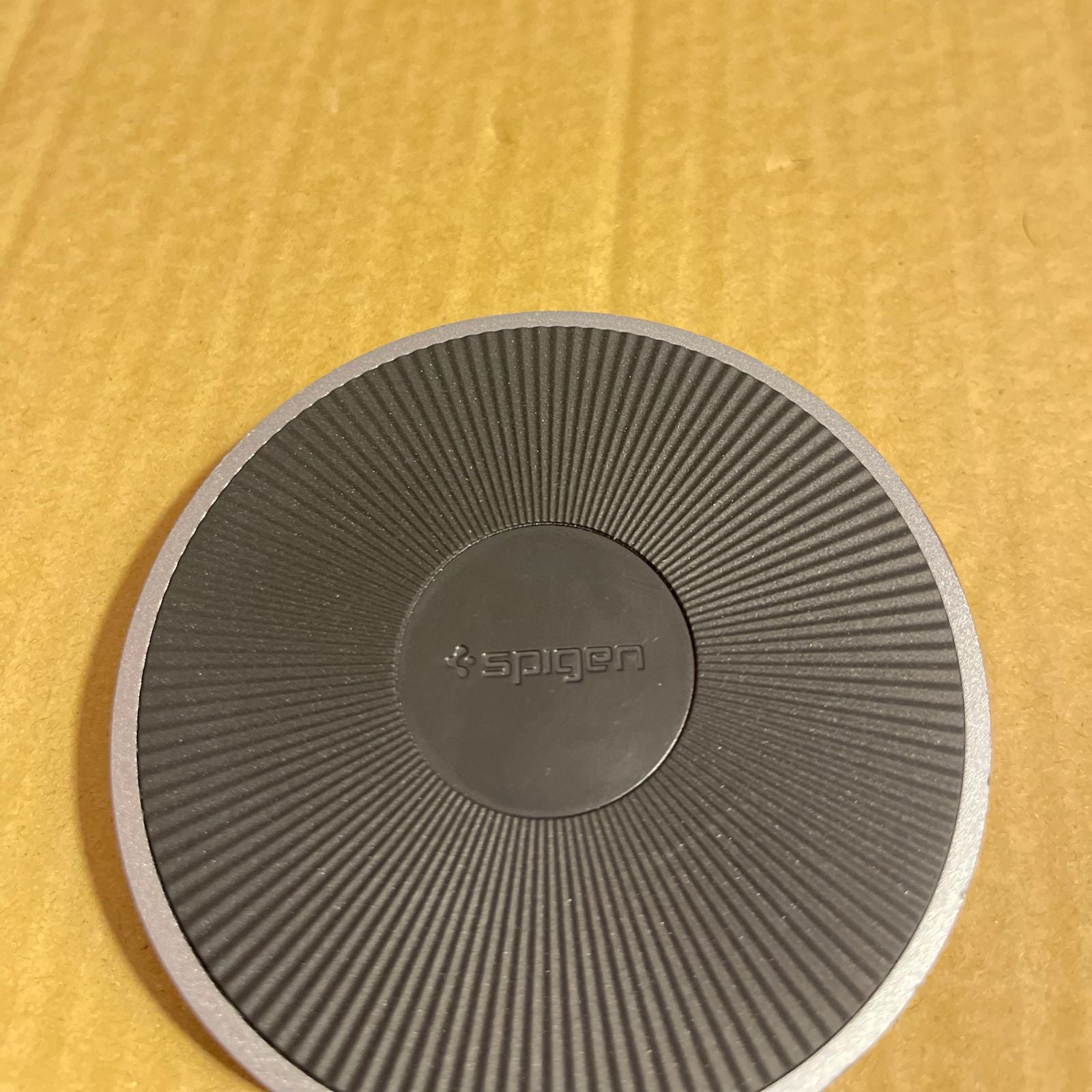 Spigen USA Wireless Charger